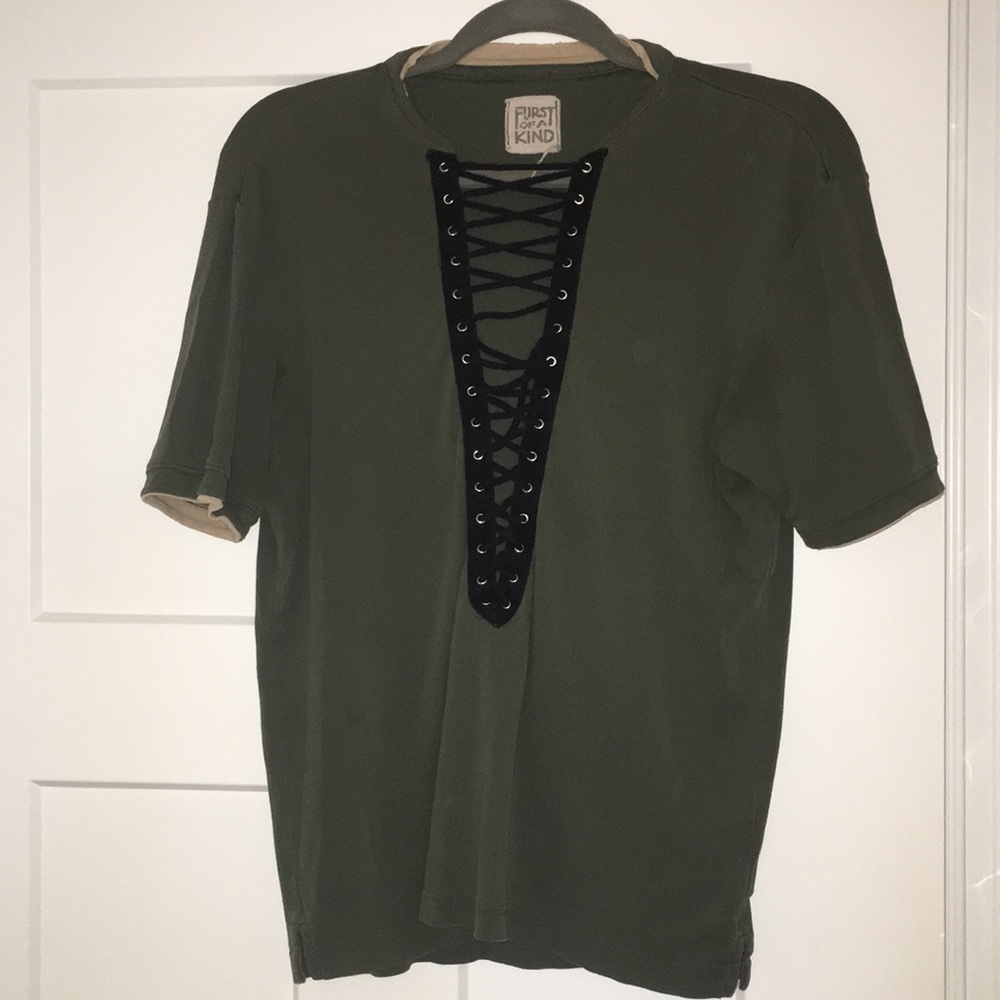 Vintage tee with criss cross detailing